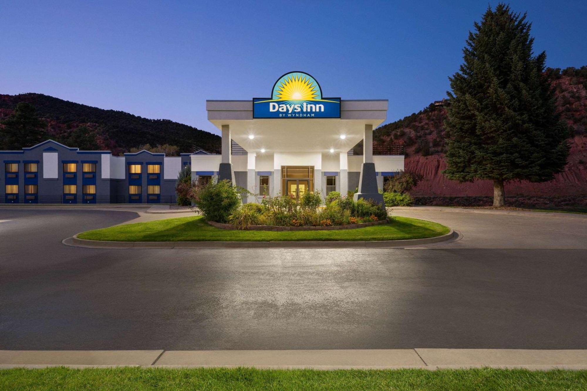 Days Inn By Wyndham Карбондейл Экстерьер фото